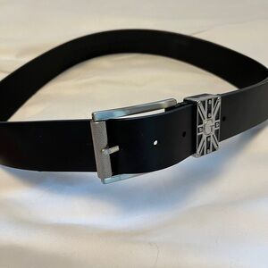 GUESS Belt Black Genuine Leather Silver Tone Buckle Union Jack Flag Artsy Unisex
